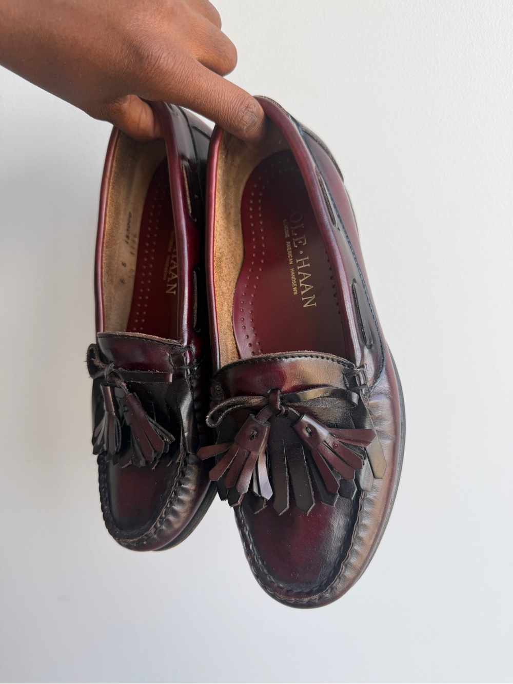 Cole Haan Men’s Burgundy Leather Tassel Loafers - Picture 2 of 7